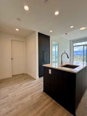 Brand New 1 Bdrm facing South w/ Lakeview at Water St by the Park - Photo 5