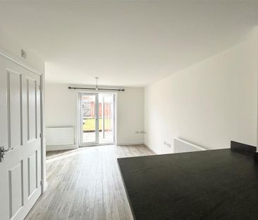 2 bedroom end of terrace house to rent - Photo 5