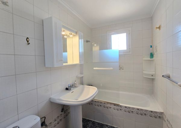 WIDE ESTATE FOR RENT IN TEULADA FOR LONG TERM