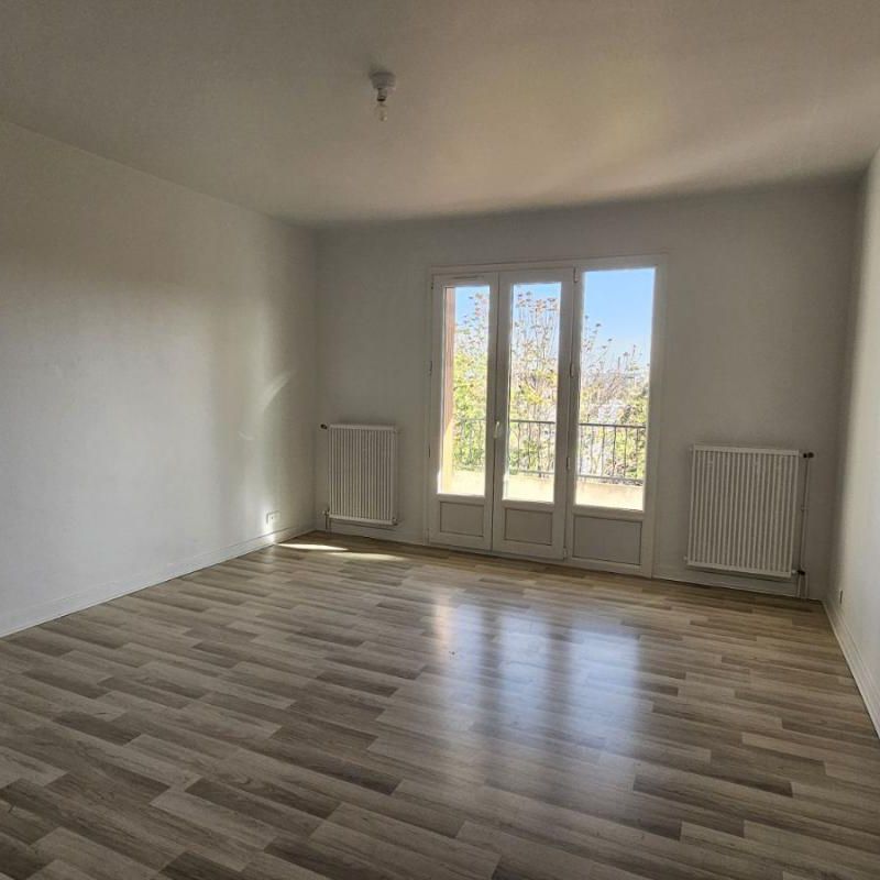 Location Appartement Clermont-Ferrand - Photo 1