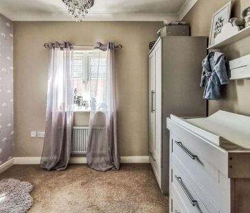 4 bedroom detached house to rent - Photo 4