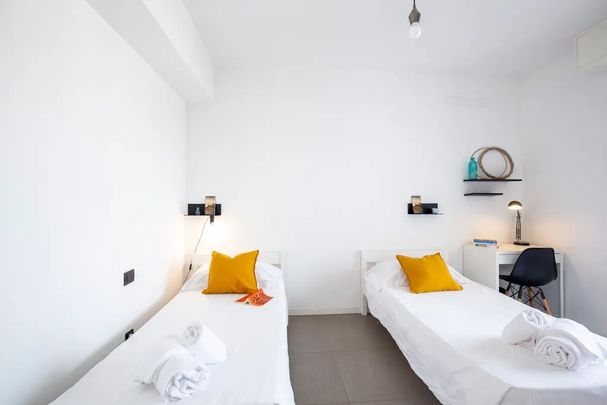 Via Luigi Mercantini, Milan, Lombardy 20158 - Photo 1