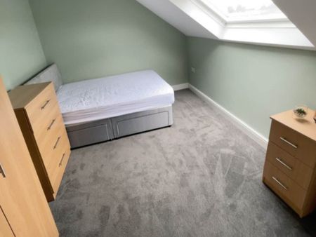 Victoria Road (room 4), Morley, Leeds - Photo 5