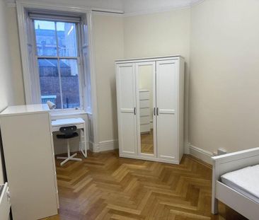 1 bedroom in a flat share to rent - Photo 5