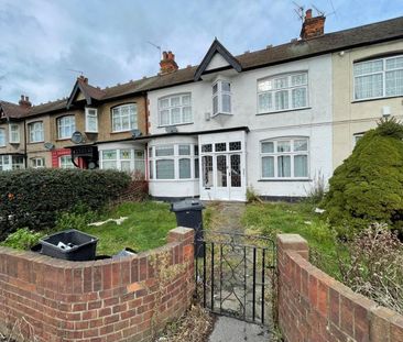4 Bed Terraced House, Eastern Avenue, IG4 - Photo 4