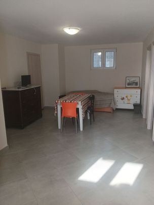 Studio/Γκαρσονιέρα για ενοικίαση - Χίος, - Photo 1