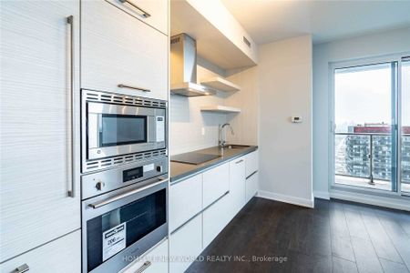 For Lease - 2221 Yonge Street Unit# 3802, Toronto, Ontario - Photo 3