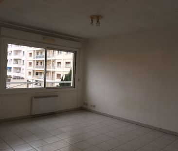 Location appartement Marseille 8ème (13008) - Photo 2