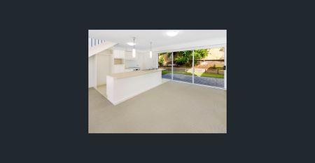 Modern Townhouse & Convenient Location - Photo 5