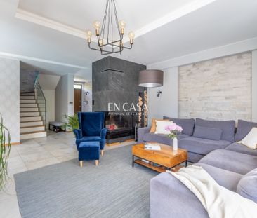 Wolnostojący dom z basenem w Wawrze blisko S2 - Zdjęcie 3