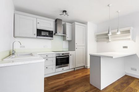 2 bedroom flat to rent - Photo 4