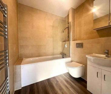 2 bedroom flat to rent - Photo 6