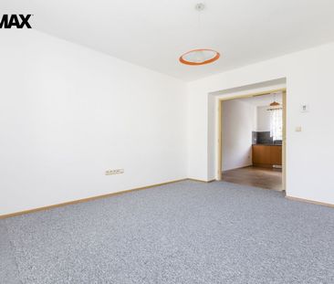 Pronájem bytu 1+1 36 m² - Photo 1