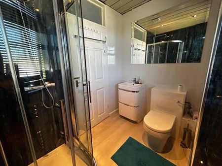 Founder Close, CV4, Property for rent - Photo 4