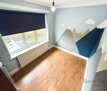 3 bedroom detached house to rent - Photo 5