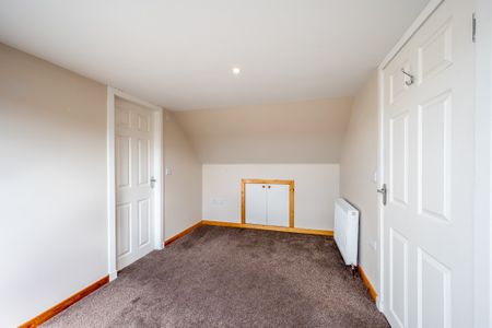 29 Minto Place , West End, Dundee - Photo 3