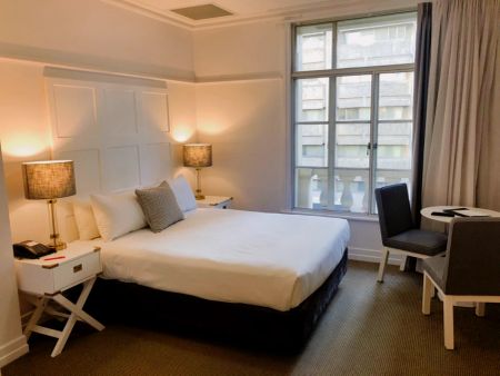 1Bedrooms, 1Bathrooms - Photo 3