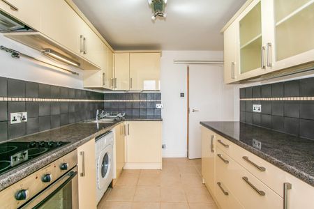 West Cliff Road, Bournemouth - Photo 4
