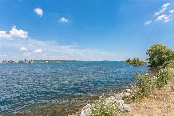 For Lease - 41 Gowan Street, Barrie, Ontario - Photo 1