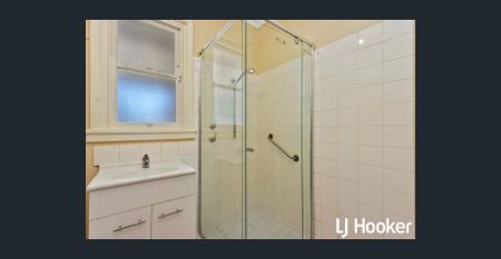 3 bedroom family home is now available to rent. - Photo 5