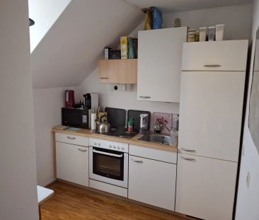 Gemütliche 2-Zimmer-Wohnung mit möblierter Küche in zentraler Lage ... - Photo 4