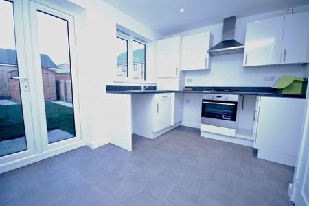 3 bedroom townhouse to rent - Photo 4