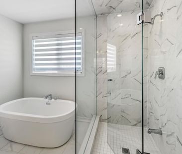 For Lease - 150 Stevenson Crescent, Bradford West Gwillimbury, Ontario - Photo 2