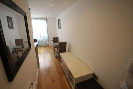 Station Road, Trident House, UB3 - Photo 4