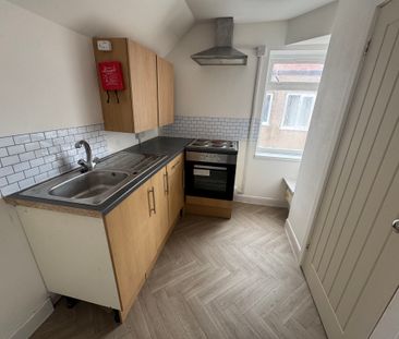 Luton Road, Cleveleys - Photo 2