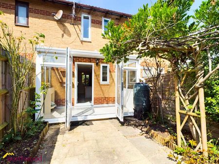 Longworth Close, Banbury, OX16 - Photo 5