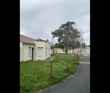 Location Maison Studio 35 m² Reuilly - Photo 3