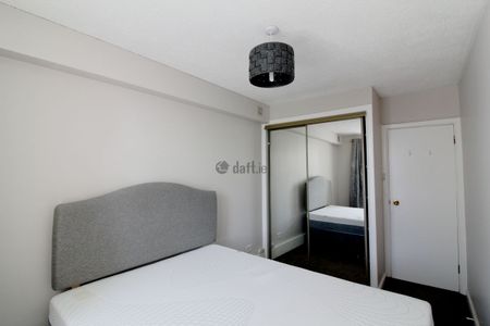 Apartment to rent in Dublin, Clontarf, Clontarf West - Photo 2