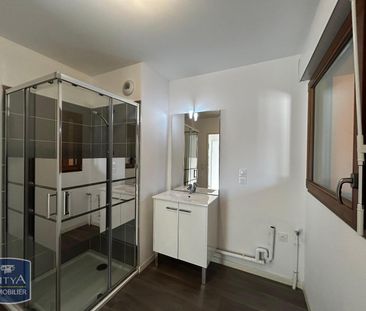 Location Appartement 2 pièces 47m² LILLE 59000 - Photo 5