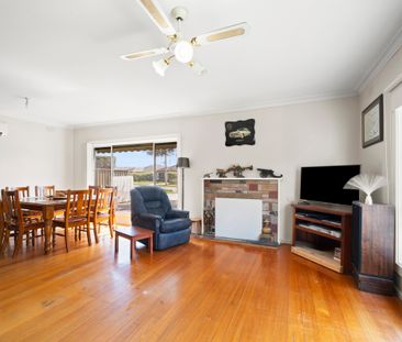 4 BEDROOM HOME NEXT TO GV HEALTH! - Photo 3