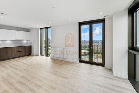 Menara Point, TwelveTrees Park, E16 - Photo 3