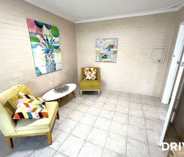 Perfectly Positioned 1-Bedroom Unit in Wembley - Photo 1