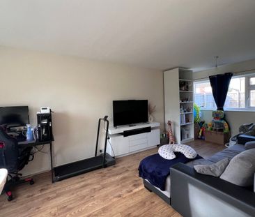 Eastfields - Photo 1