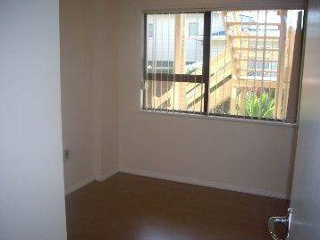 Property ManagementDownstairs 3 Tudor Place, Mairangi Bay - Apartment for Rent - Photo 5