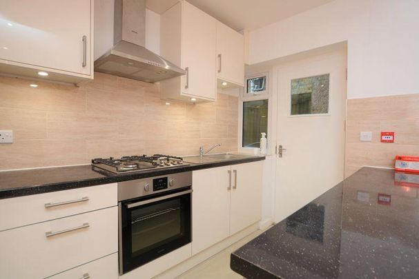 House share to rent - Photo 1