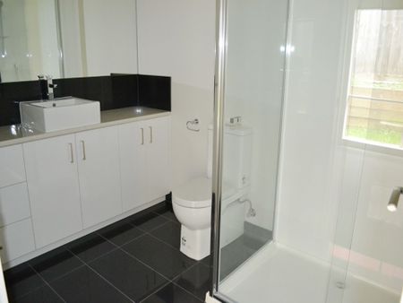 Conveniently Located Unit&excl;&excl; - Photo 4