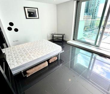 Studio Flat, Pan Peninsula Square, E14 - Photo 3