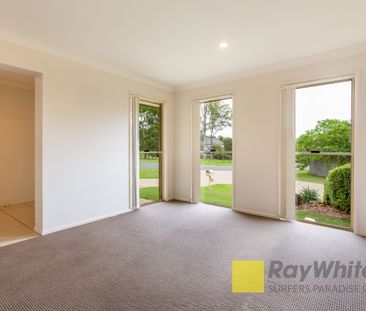 $775 per week / $3,100 Bond - Photo 2