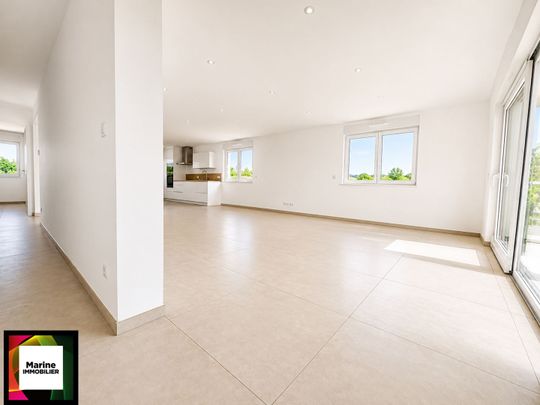 Location Appartement 3 pièces 111m² HAUCOURT MOULAINE 54860 - Photo 1