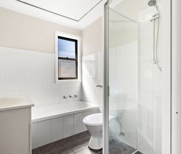 Neat And Tidy 3 Bedroom House - Photo 6