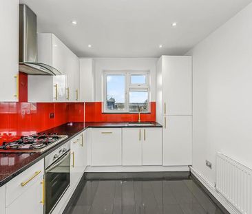 3 bedroom flat to rent - Photo 6