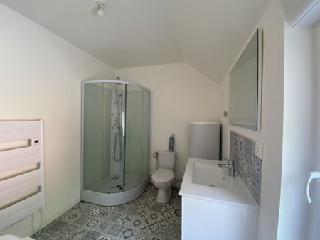 STUDIO MEUBLÉ PROCHE CITADELLE - Photo 5