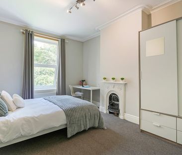 6 Bed Semi-Detached House, Ecclesall Road, S11 - Photo 4