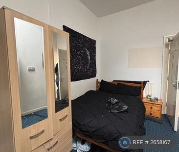 5 bedroom flat to rent - Photo 6