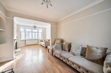 4 bedroom terraced house to rent - Photo 3