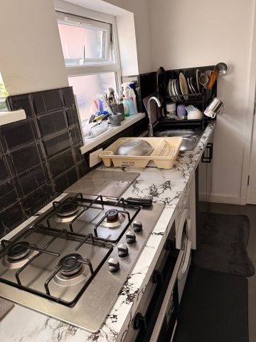 Studio Flat, Sherman Road, RG1 - Photo 5